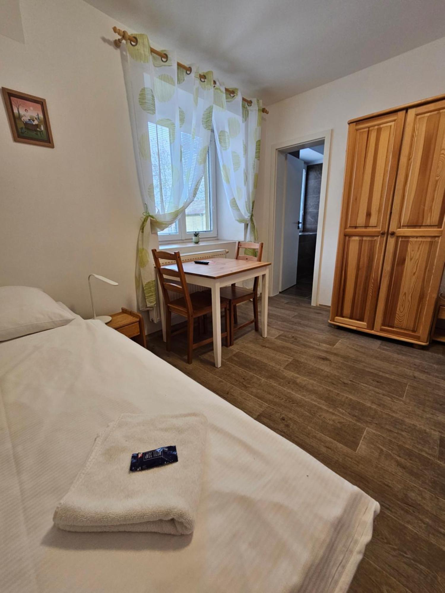 Penzion Rozhovice Exteriör bild